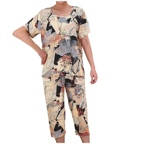 QQAMB Pajamas Sets for Women Plus Size Loungewear Floral Crewneck Short Sleeve Blouse + Capri Pants 2PCs Pajamas Sets Khaki 4XL