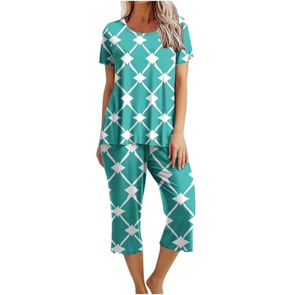 DeHolifer Women's Sets 2PCs Crewneck Short Sleeve Floral Pullover and Capris Homewear Loungewear Pajamas Sets Summer Soft Trendy Sets Mint Green S