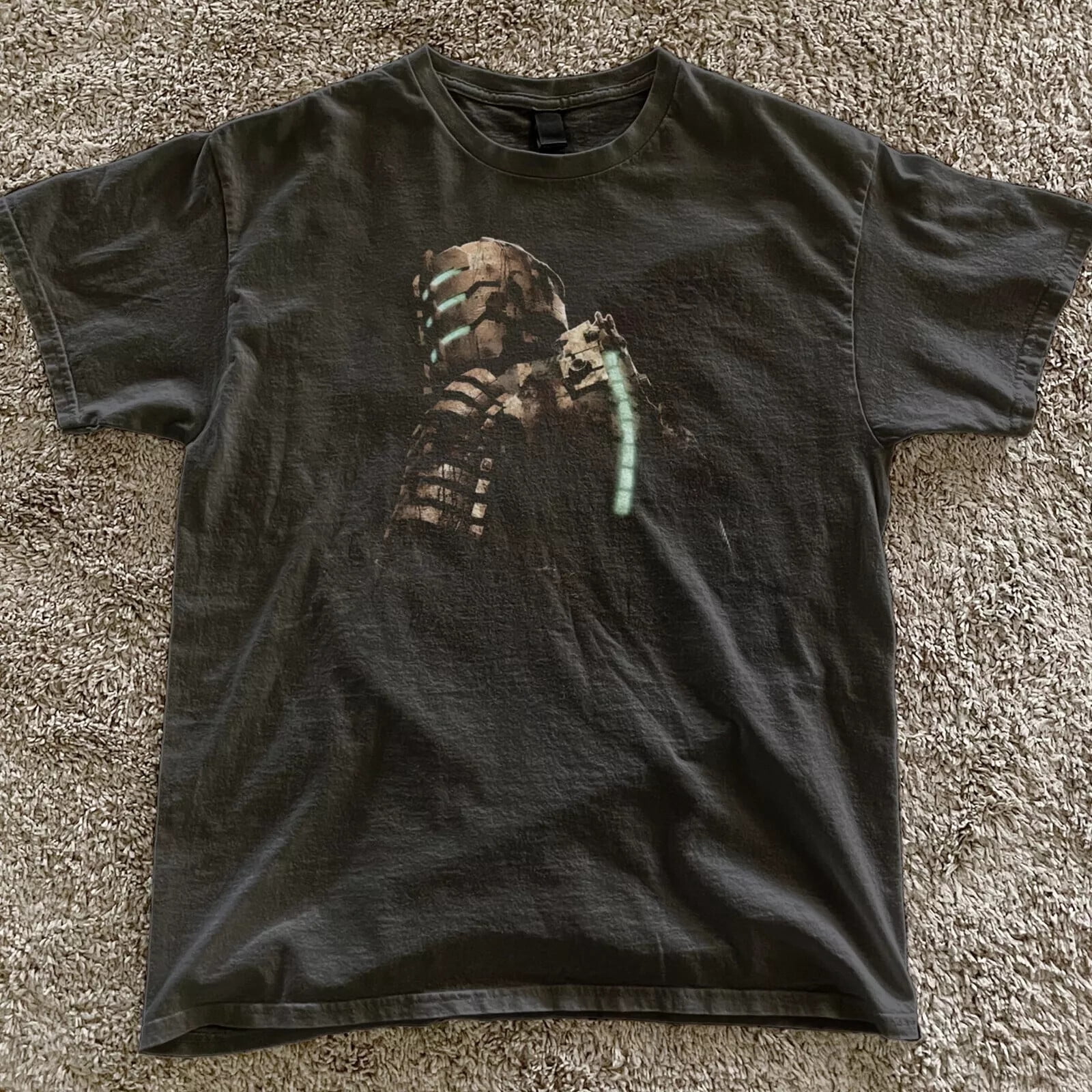 Dead Space Vintage aesthetic black tee, Dead Space character nostalgia ...