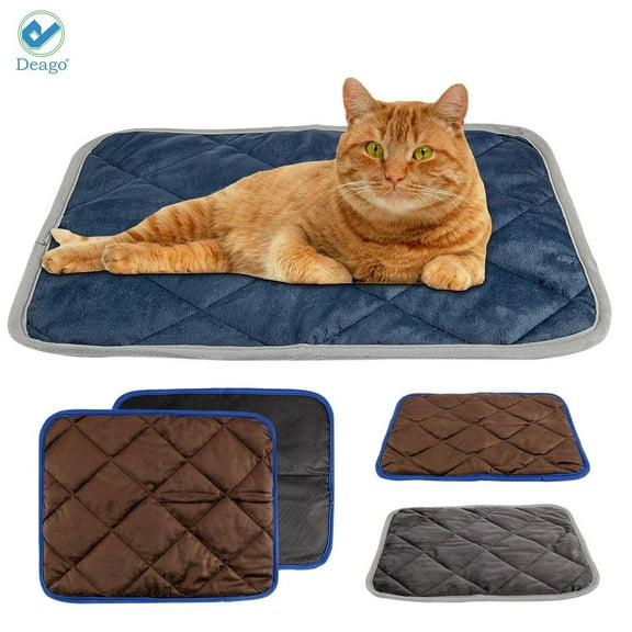 Deago Self Heating Cat Dog Pad / Self-Warming Cat Dog Bed / Thermal Cat Mat for Outdoor and Indoor Pets (Blue, 15.8" x 19.7")