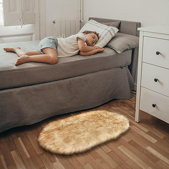 Soft Faux Sheepskin Fur Rug,Oval Small Sized Floor Area Shag Sofa Mat,Washable Non Slip Plush Rugs Carpet,Fluffy Rugs for Bedside Kitchen Living Room Home Decor