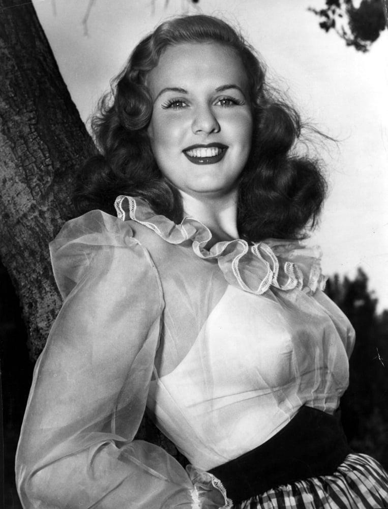 Deanna Durbin Canvas Art - (16 x 20)