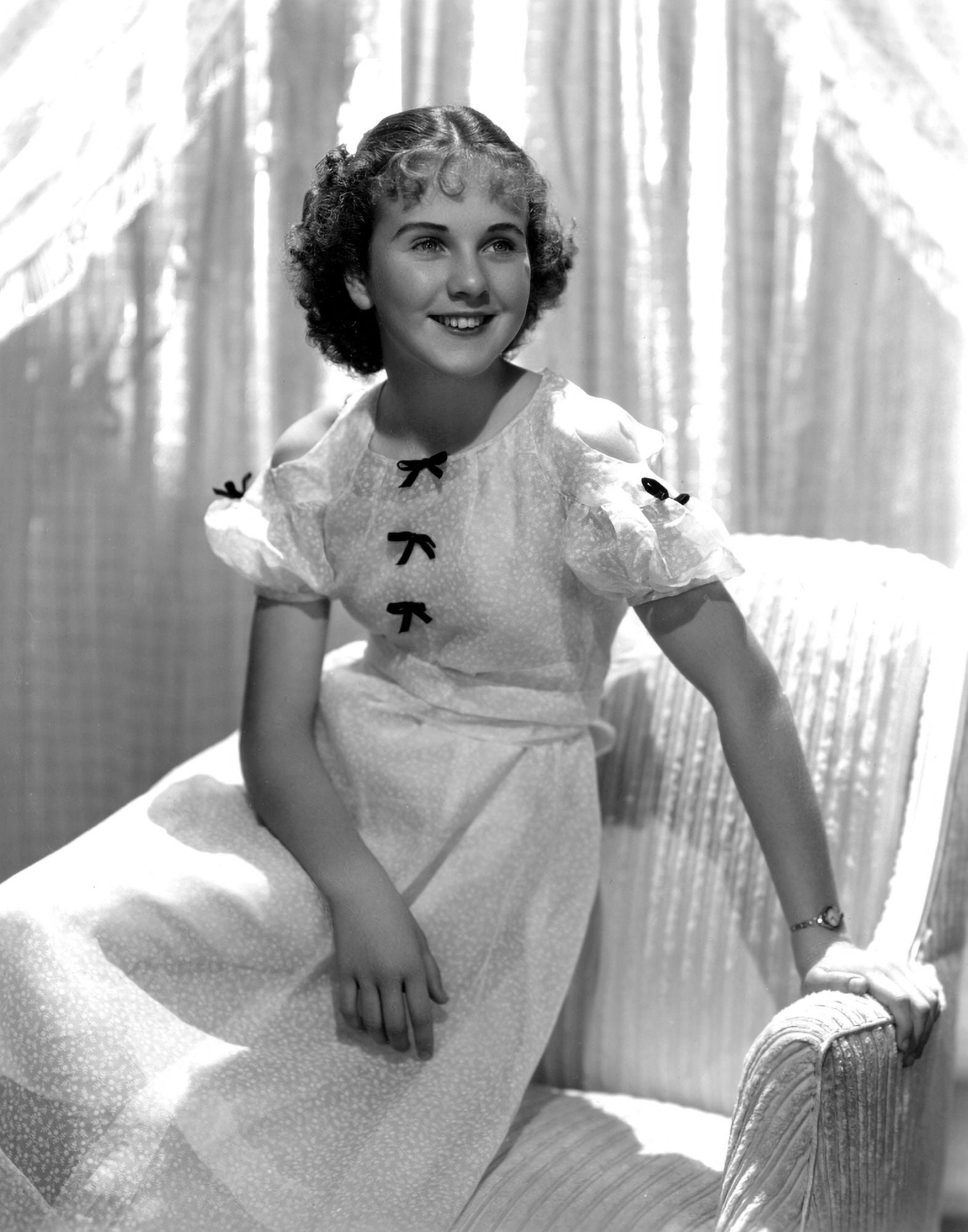 Deanna Durbin Canvas Art - (16 x 20)