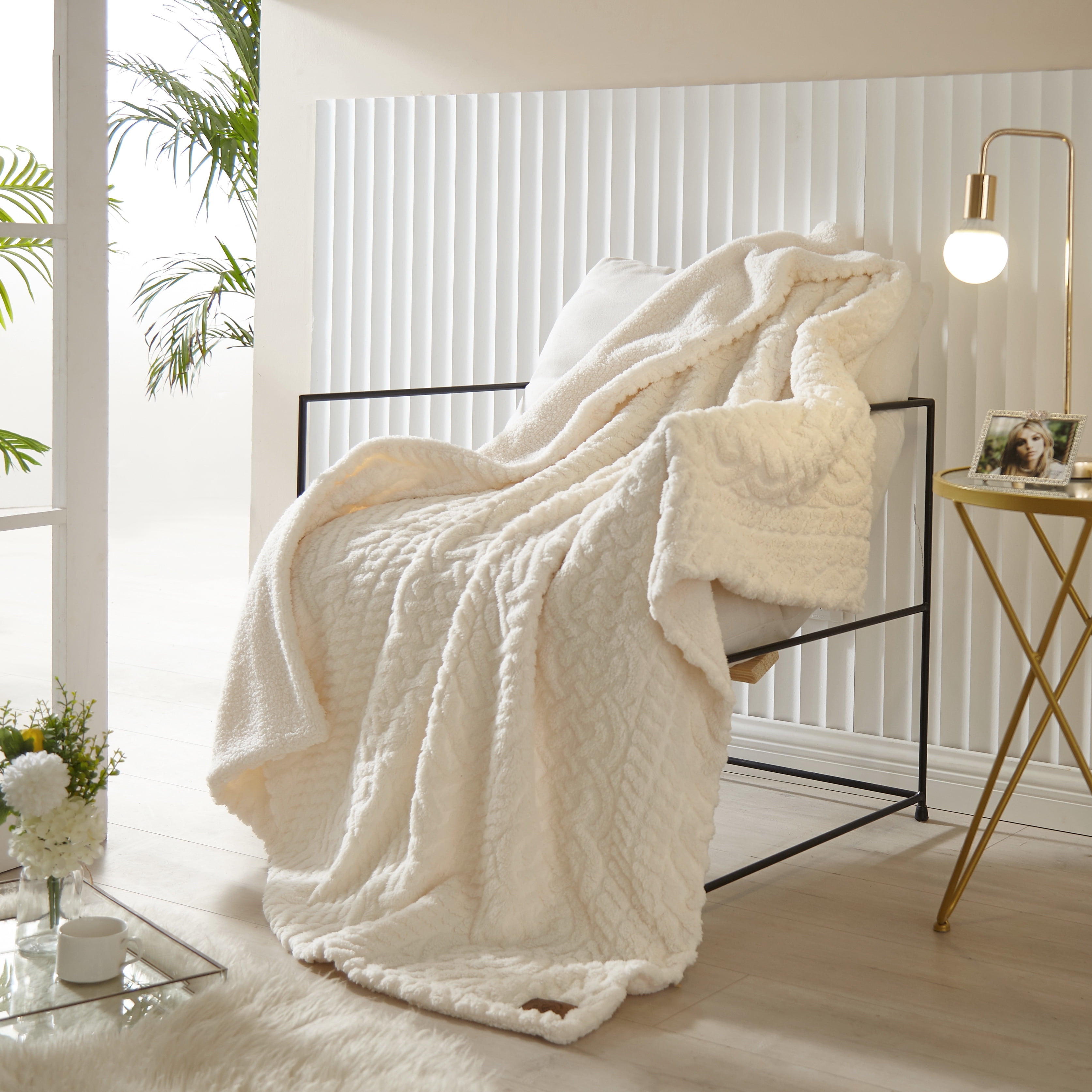 Dearfoams Ivory Embossed Sherpa with Solid Sherpa Reverse Throw, Polyester, 50 in x 60 in