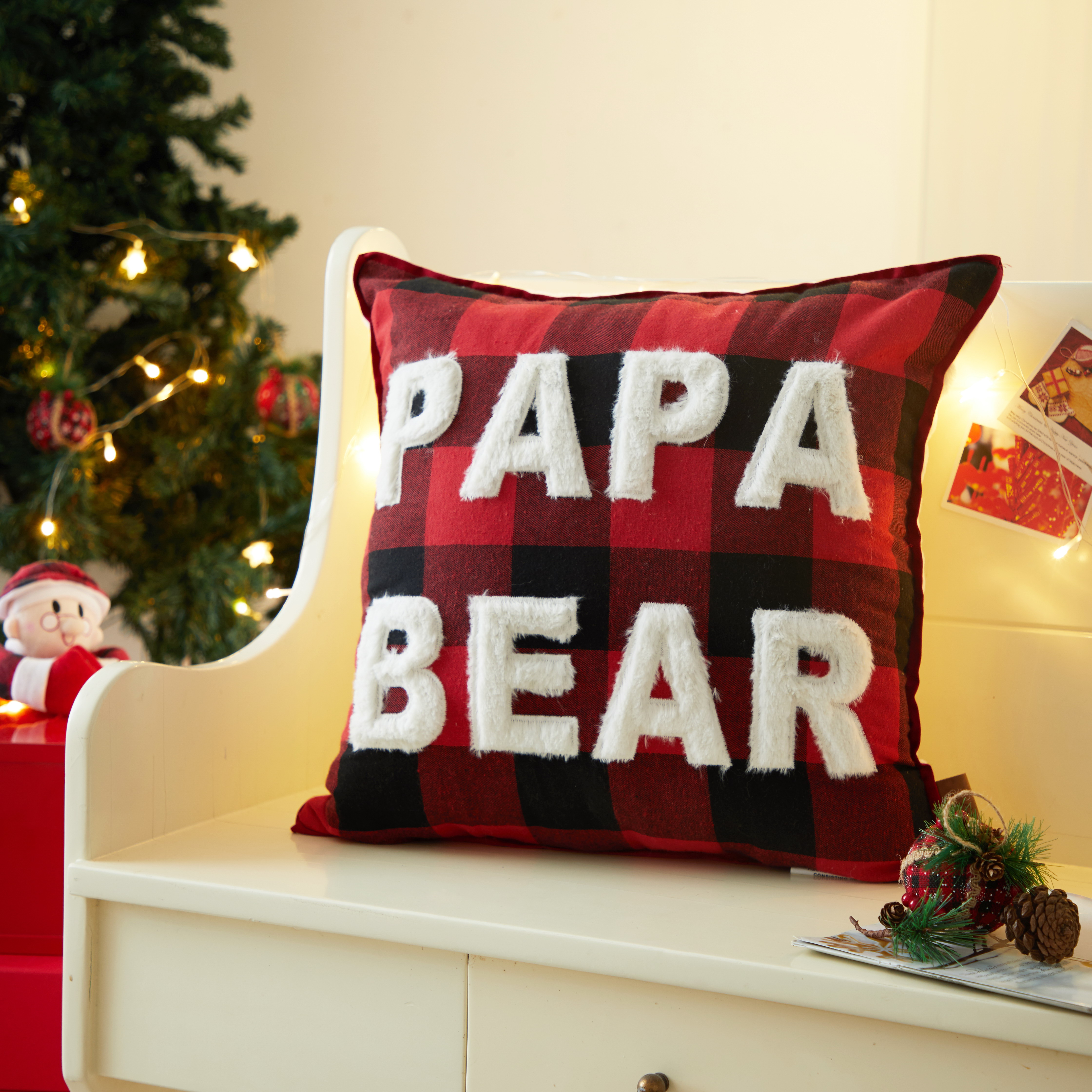 Dearfoams Papa Bear Woven Decorative Pillow, 20'' x 20'', Red Plaid