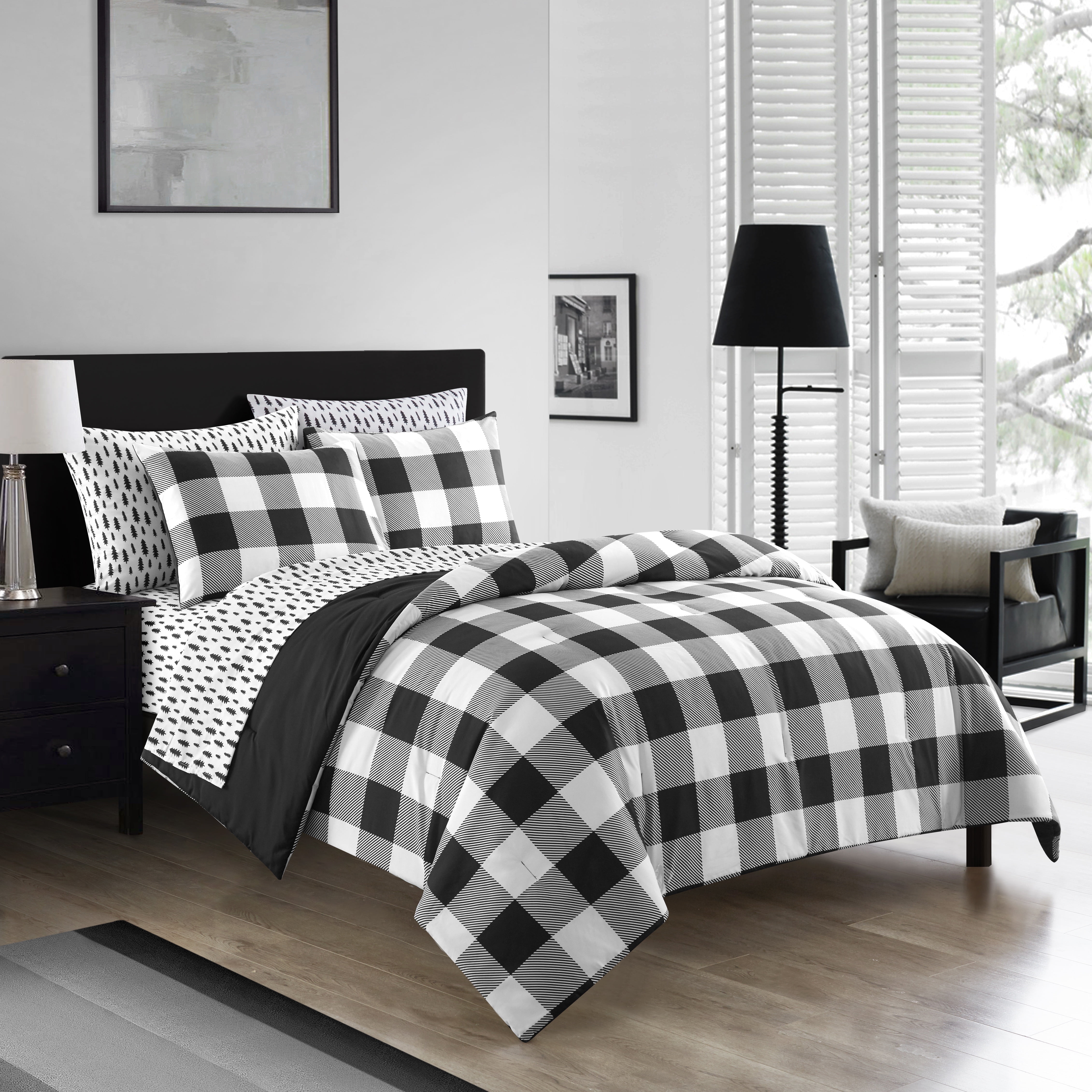 Dearfoams Super Soft 7-Piece Black and White Checkered Bed in a Bag