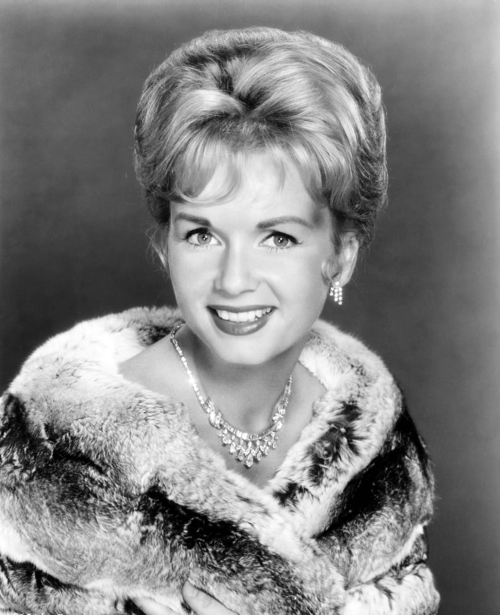 Debbie Reynolds In The 1960S Canvas Art - (16 x 20)