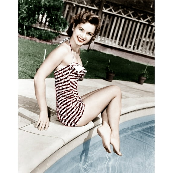 Debbie Reynolds Poolside Ca. 1954 Photo Print (8 x 10)