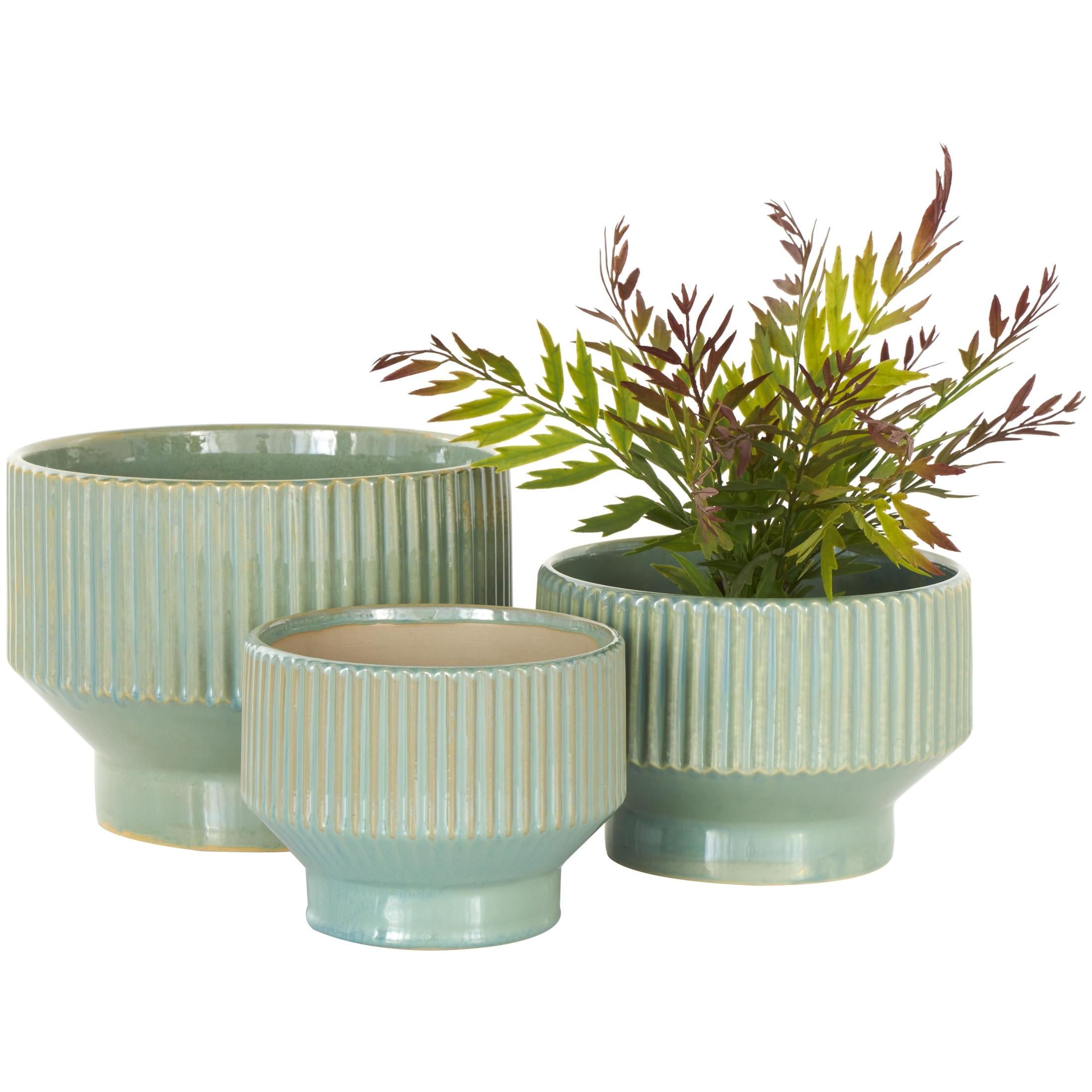 DecMode 10", 8" and 7"W Wide Green Ceramic Planter with Linear Grooves and Tapered Bases (3 Count)