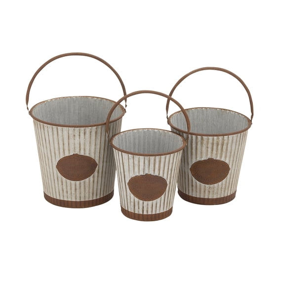 DecMode 20", 18", 16"H Indoor Outdoor Silver Metal Planter with Handles (3 Count)