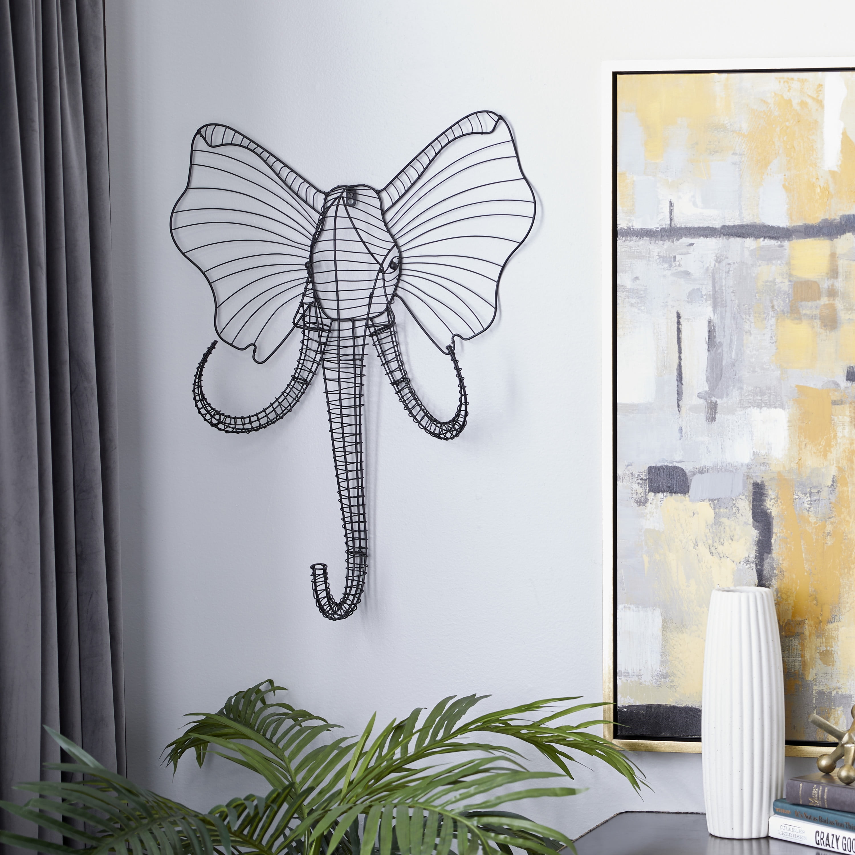 DecMode Indoor Black Metal Industrial Elephant Wall Decor