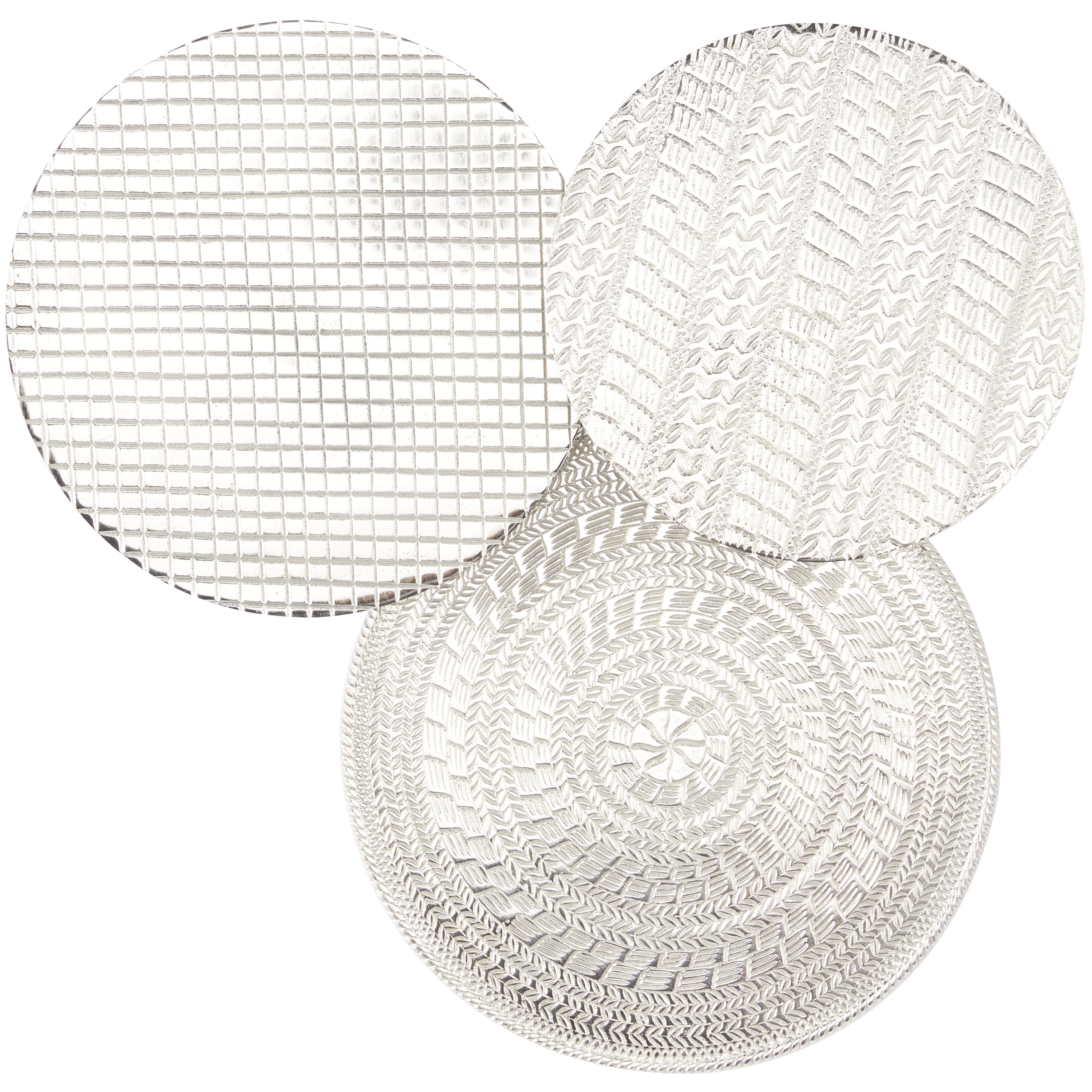 DecMode Silver Aluminum Plate Wall Decor with Textured Pattern