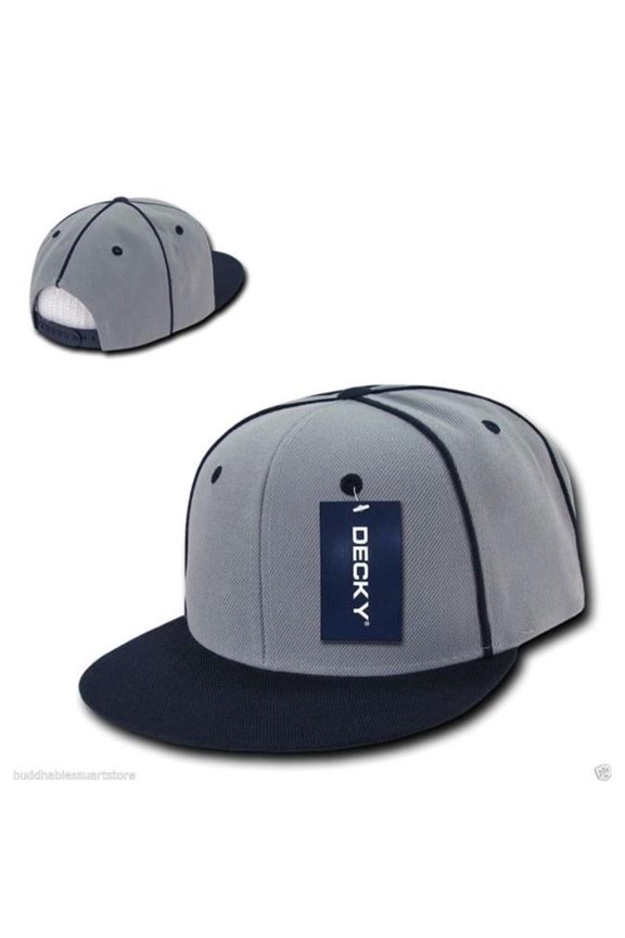 Piped Crown Snapbacks, White