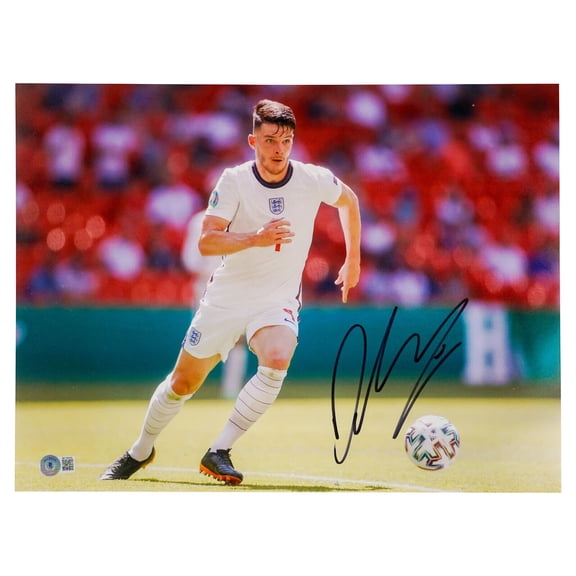 Declan Rice Signed England Soccer Print Size 12 x 16 with Beckett COA