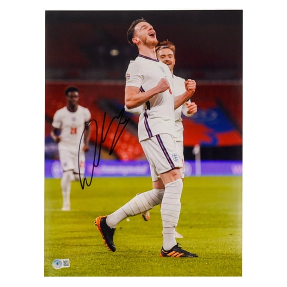 Declan Rice Signed England Soccer Print Size 12 x 16 with Beckett COA