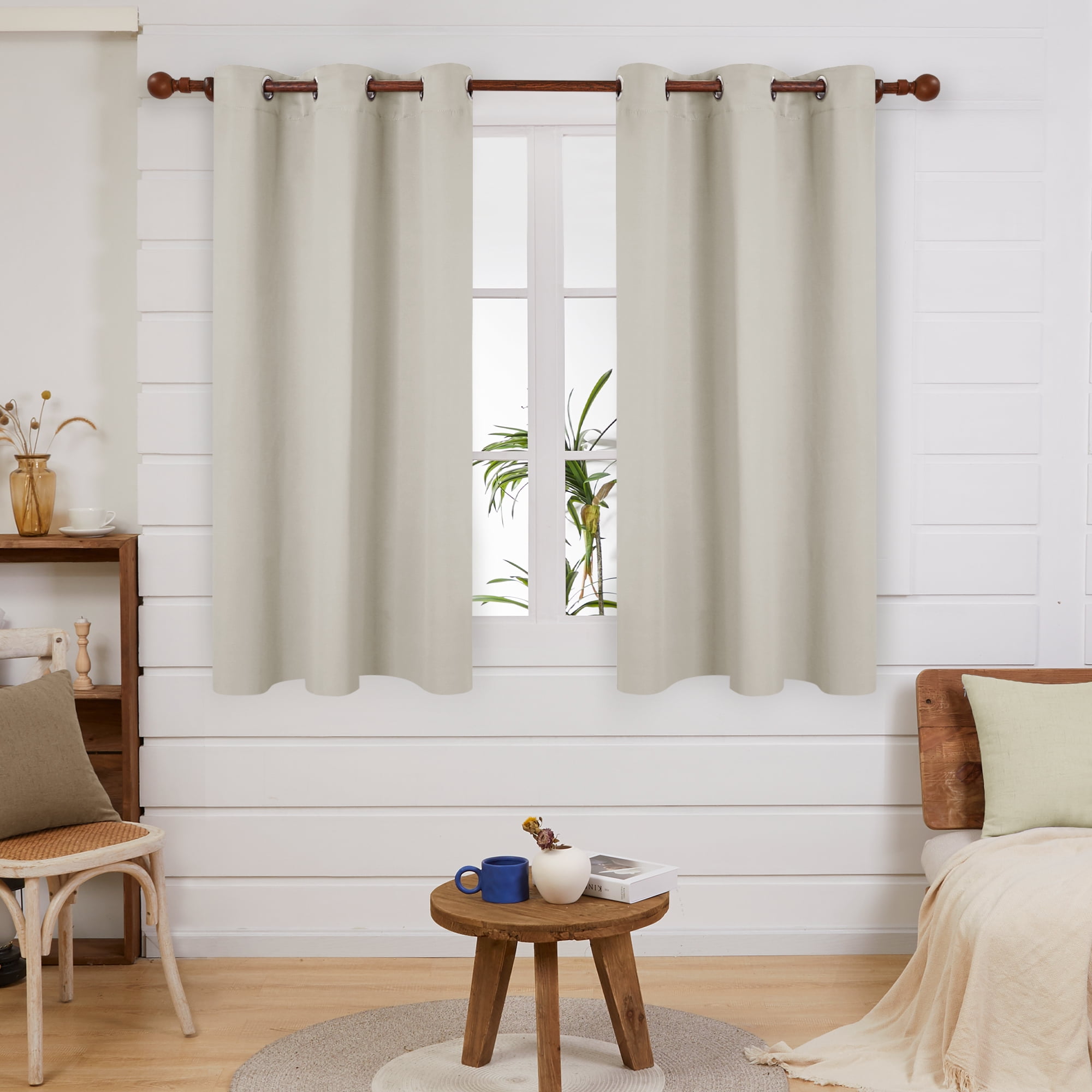 Deconovo Blackout Curtains Room Darkening Thermal Insulated Curtain