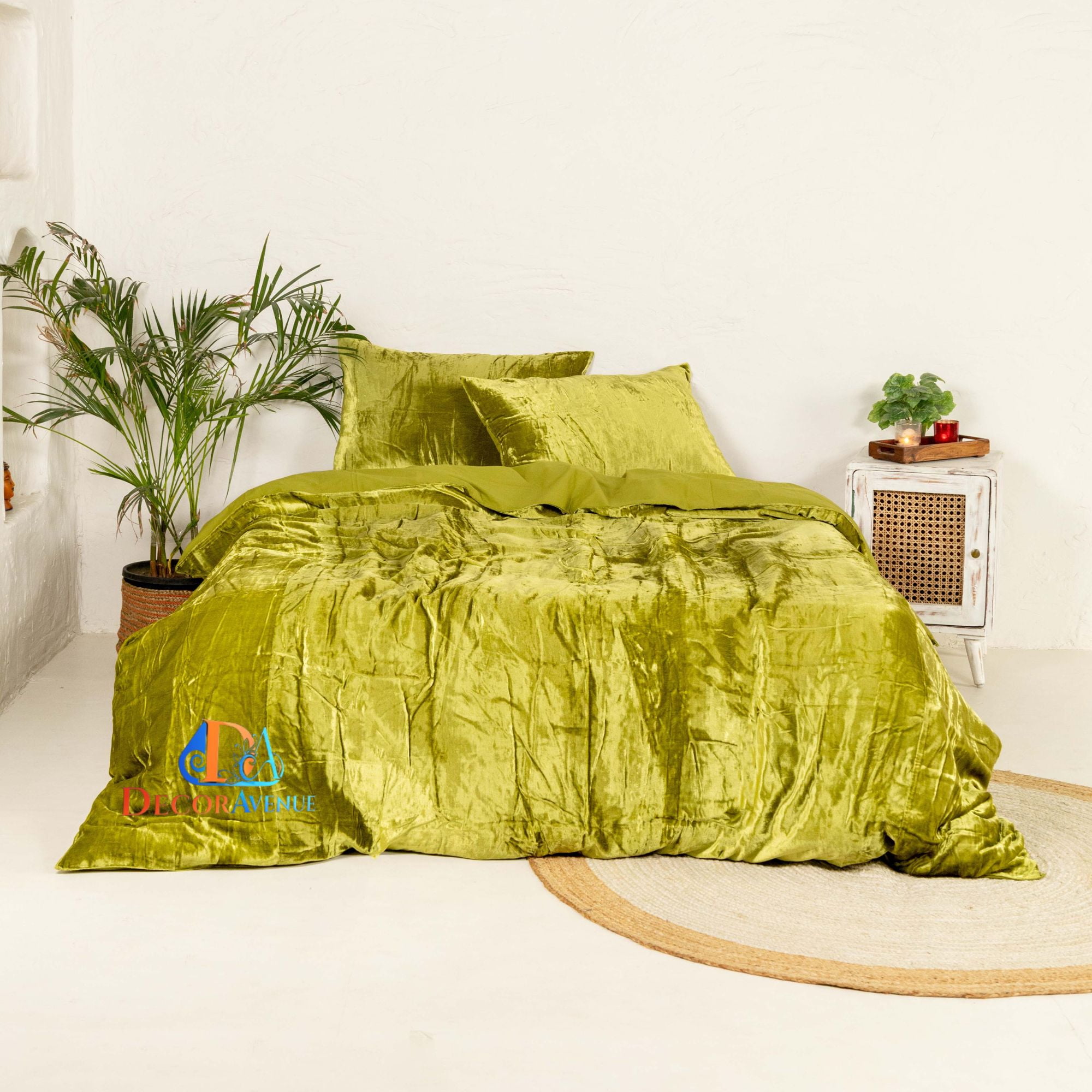 DecorAvenue UltraLuxe Velvet Duvet Cover, Boho Bedding UO Comforter