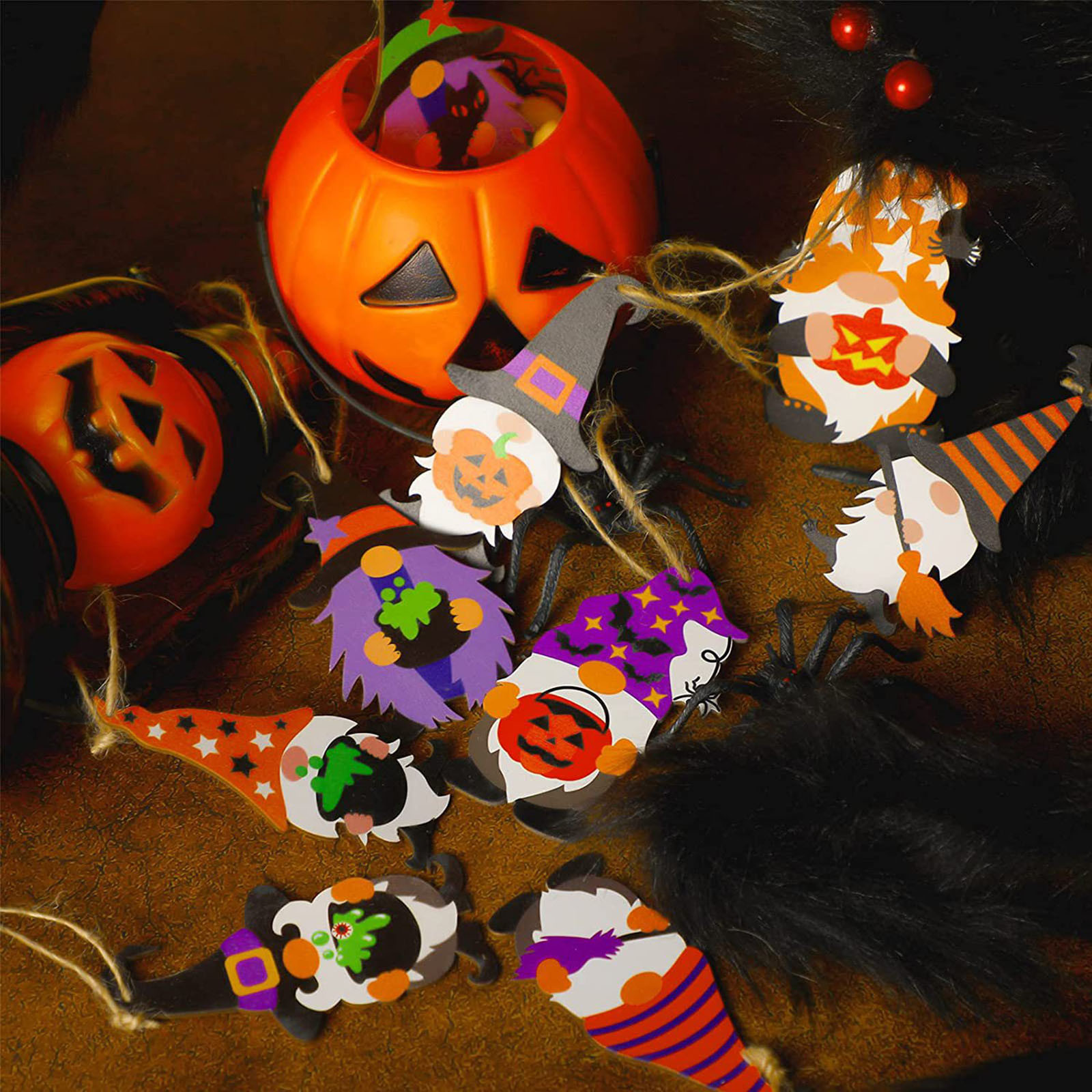 Decoration Animated Hanging Pendant With Red Glowing Eyes Glowing White