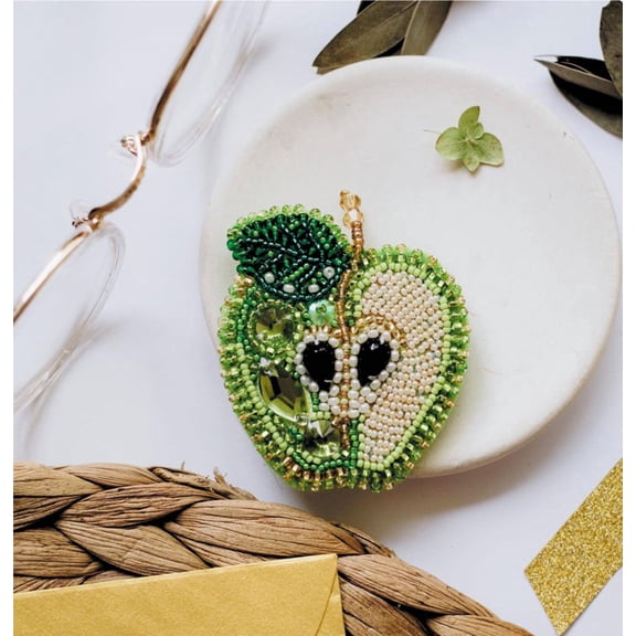 Wizardi Bead Embroidery Decoration - Green Apple. Colorful Beads, Beading Needles. DIY Kit. Embroidery for Beginners. Home Decor. AD-030 Abris Art