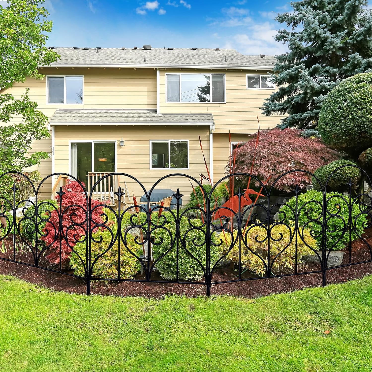 Decorative Garden Fence 32 in High x 10 ft Long Outdoor Rustproof Metal Pet Barrier for Yard  Flower Bed