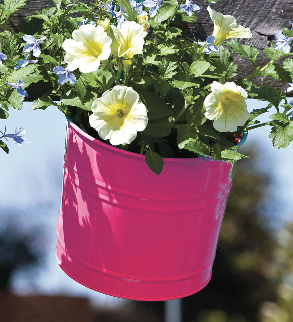 Decorative Outdoor Metal Bucket Hanging Planter for Railing or Fence, in Pink