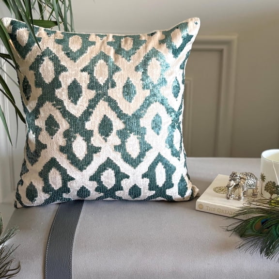Decorative Pillow Cover, Teal Blue 16"x16" (40x40 cm) Throw Pillow Covers, Velvet Sequins Throw Pillows For Couch, Abstract Pattern Modern Style - Peacock Insights
