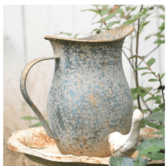 Decorative Pitcher Vase Large Rustic Farmhouse Vase for Flowers Vintage Metal Milk Jug Vintage Decorative Pitcher Kitchen Decorations