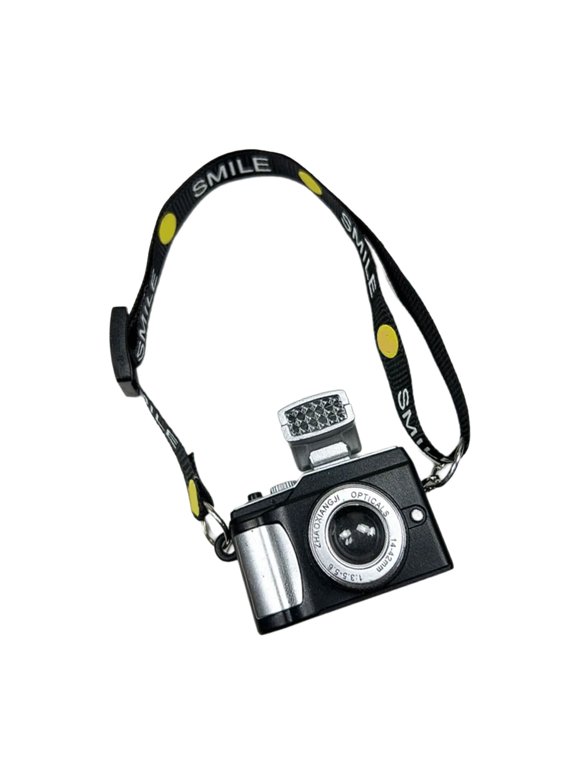 Decorative Resin Camera Keychain With Built In Flashlight Compact Smiling Design Lightweight Sturdy Desk Accessory