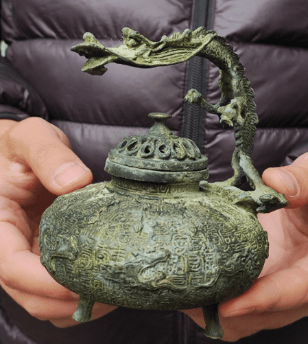 Decorative Vintage Bronze Buddha Censer Incense Burner Unique Ritual Dragon Incense holder, Tibet culture Brass Ash catcher Incensory kk004