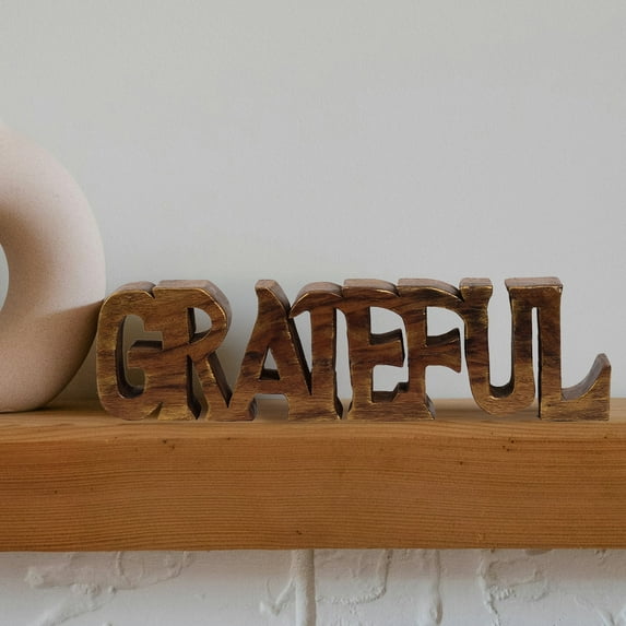 Decozen Wooden GRATEFUL Sign Letter Sculpture – Gifts for Mom or Dad on Mother’s Day, Father’s Day, or Birthday – Acacia Wood Figurine Decor for Home, Office, Living Room, Boho, or Mantle
