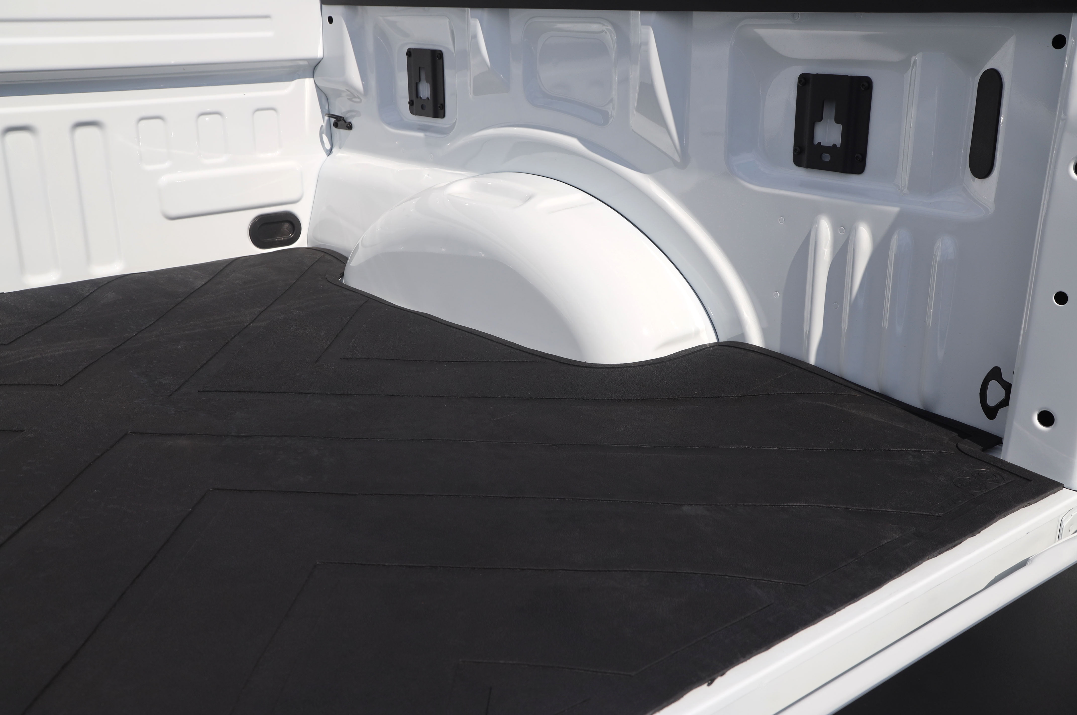 DeeZee Gen2 Rubber Truck Bed Mat compatible with 20202024 Jeep