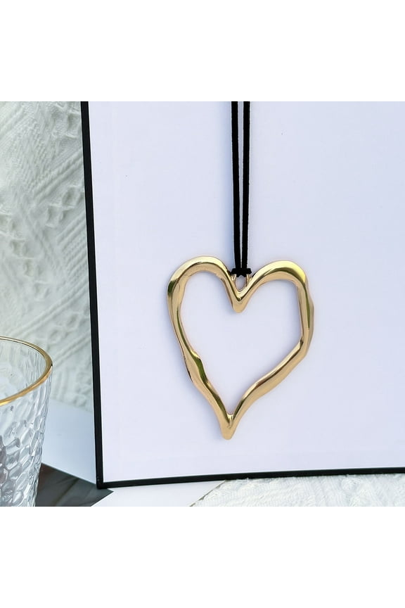 Bayetss Heart Necklace Vintage Large Love Pendant Adjustable Leather Rope Chain for Women Fashion Jewelry