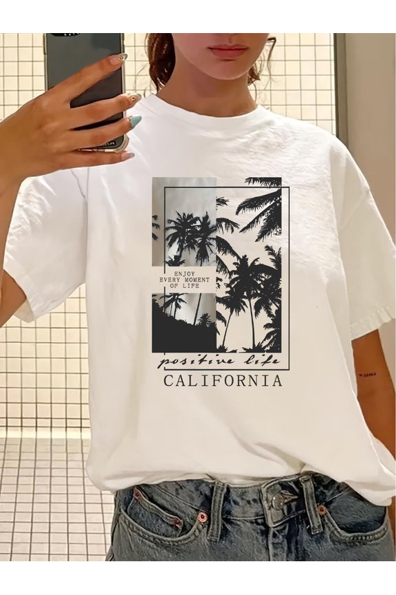 Deer Chives Directional Is a Round-Neck Short-Sleeve T-Shirt, a Vintage Casual Printed Top for Women.