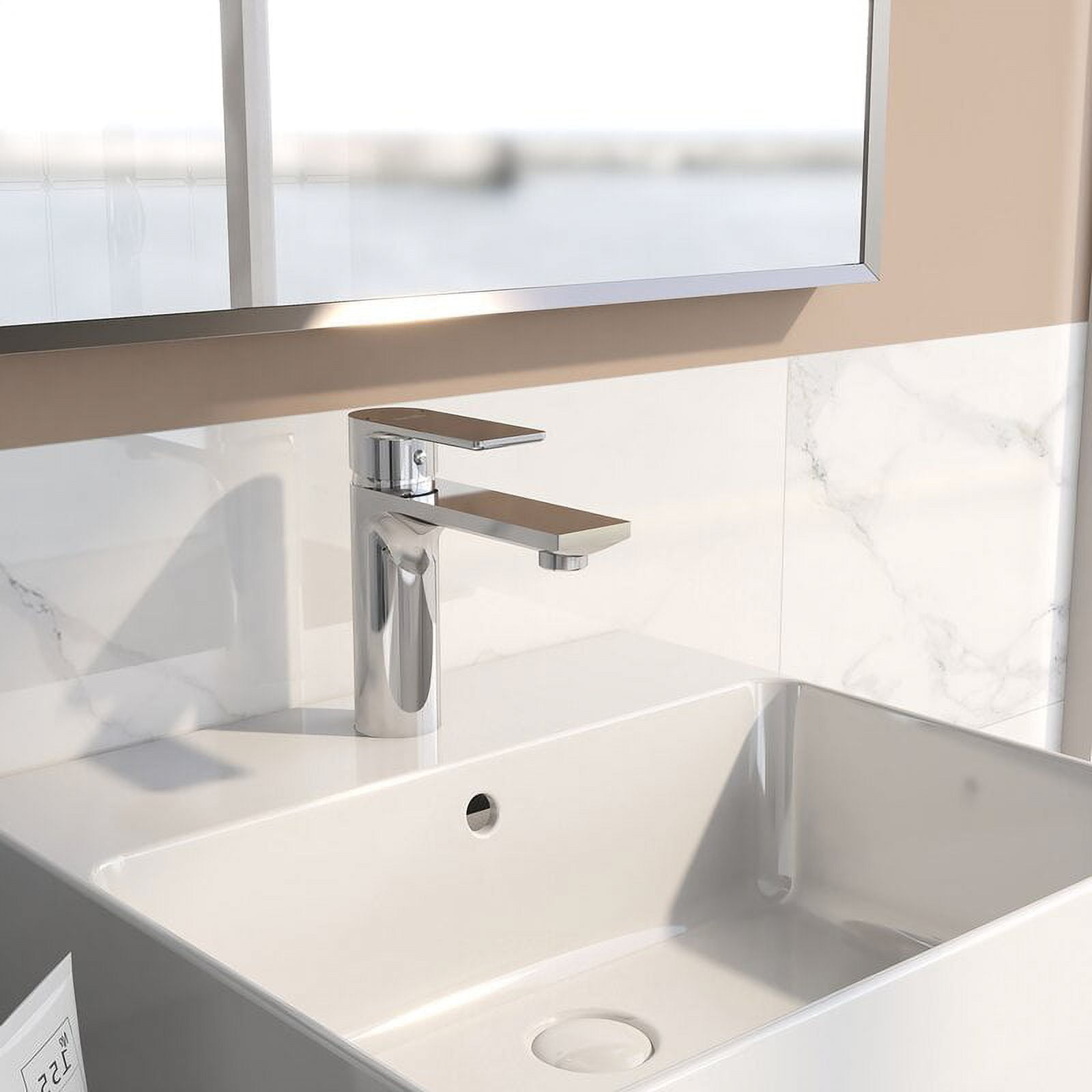Chrome Brass Single Hole Bathroom Faucet
