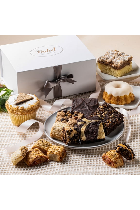 Delectable Pastry Gourmet Gift Basket with Fresh Fudge Brownies Including Pastries