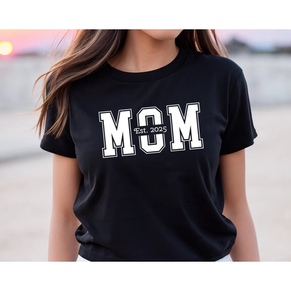 DeliFri Personalized Mom Est Date Shirt, Mother's Day Gift Shirt, Custom Gift for Mama, Gift for Wife, Motherhood Shirt, Pregnancy Reveal