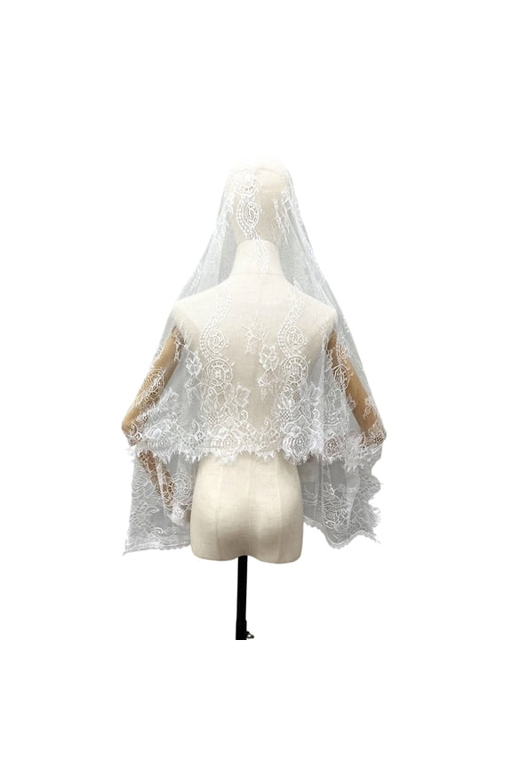 Delicate Embroidered Bridal Shawl Lightweight Polyester Fabric Traditional Mantilla For Formal