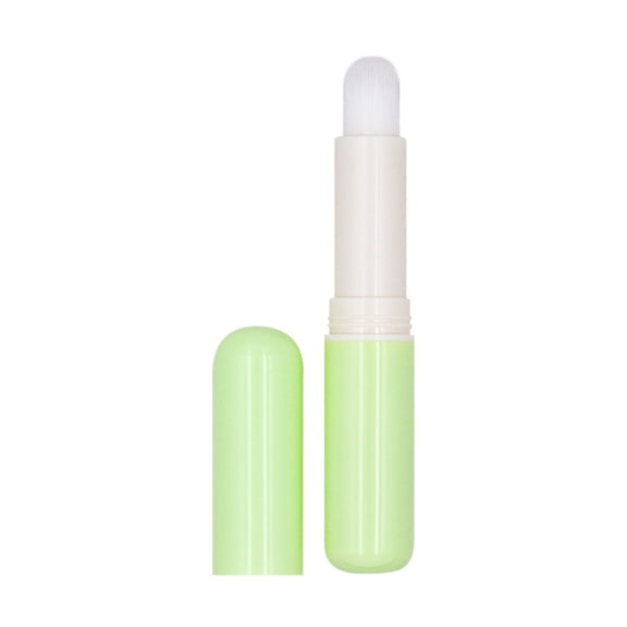 Delicate Synthetic Fiber Brush for Lip Color and Concealing with Plastic Handle
