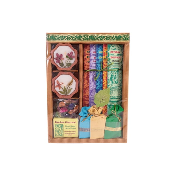 Delightful Aromatherapy Gift Box: Pot Candles, Incense, Leaf Holder, Perfumed Sachets, Soap & Potpourri