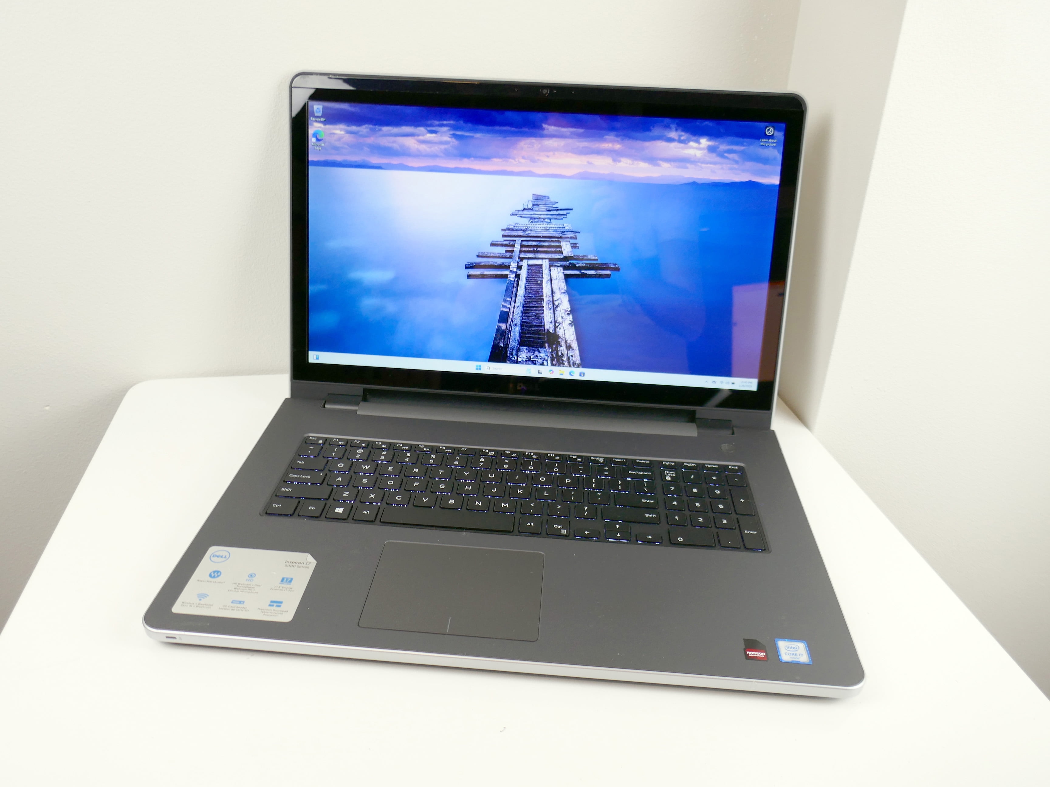 ノートパソコン】DELL Inspiron TTYFJA00【core i7】