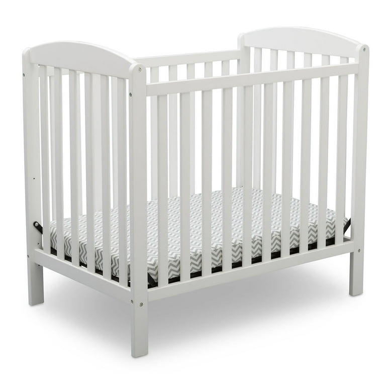 Delta Children Gateway Mini Convertible Baby Crib with