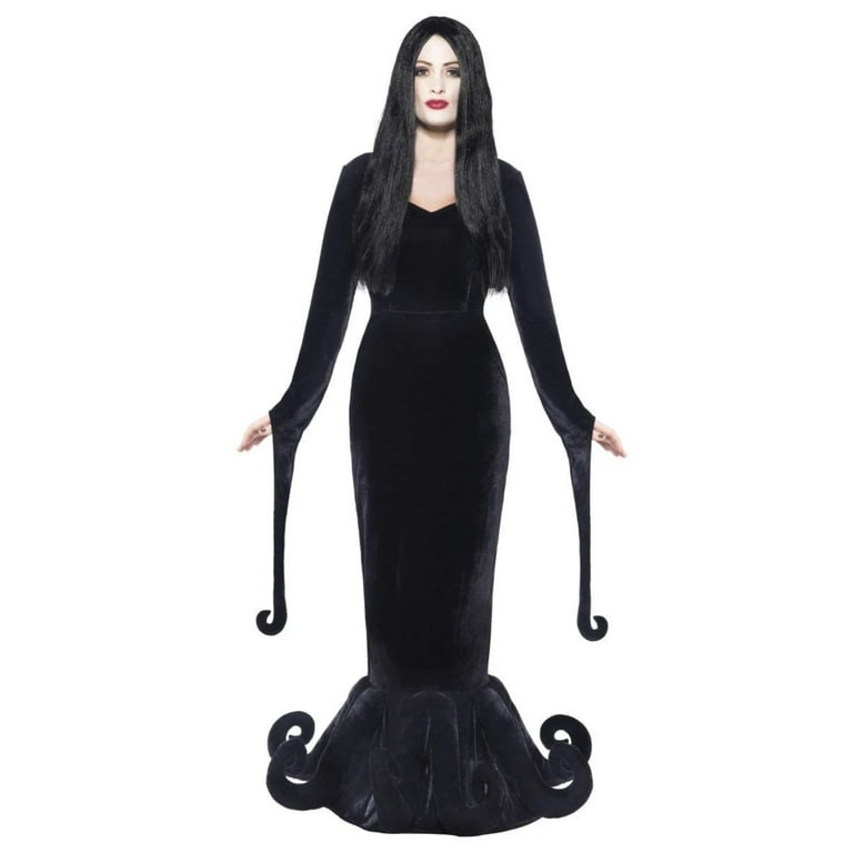 Duchess of the Manor (Morticia Addams) Duchess of the Manor (Morticia Addams)