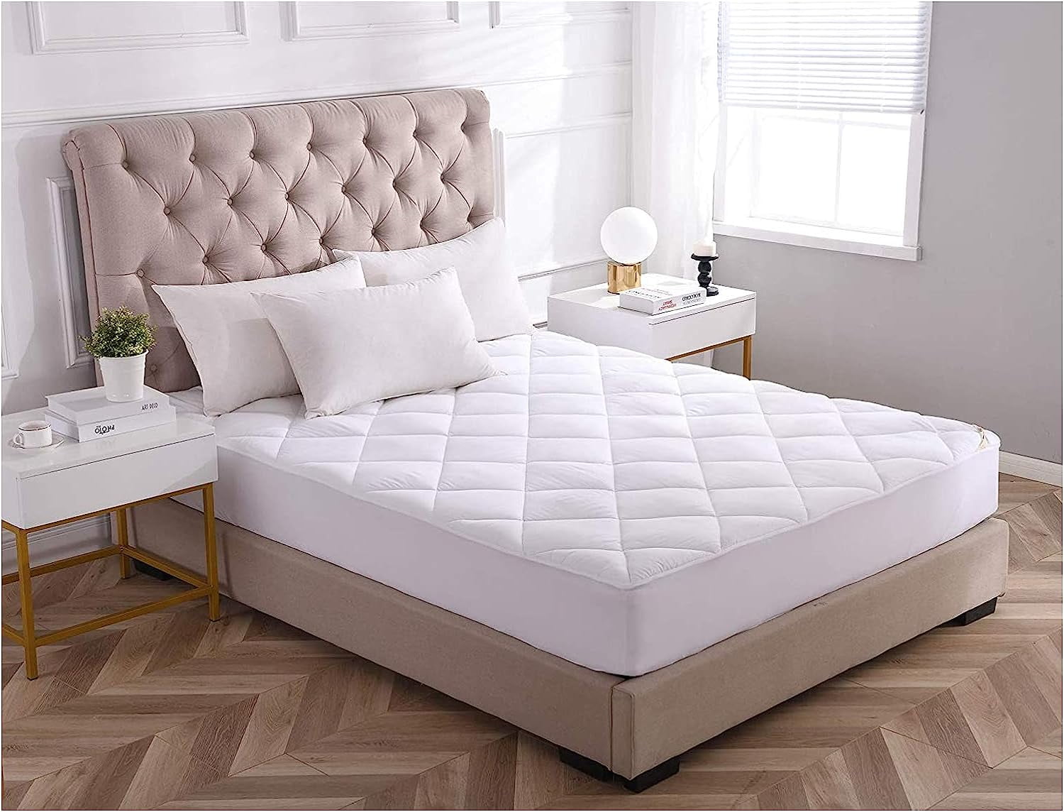 Deluxe Quilted Fitted Mattress Pad Queen Size 13 Inch Deep Pockets