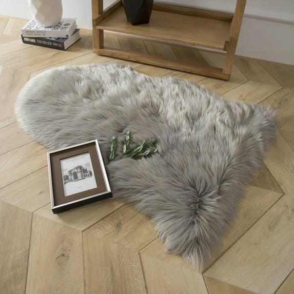 Deluxe Soft Faux Sheepskin Fur Series Decorative Indoor Area Rug 2 x 3 Feet, Grey, 1 Pack