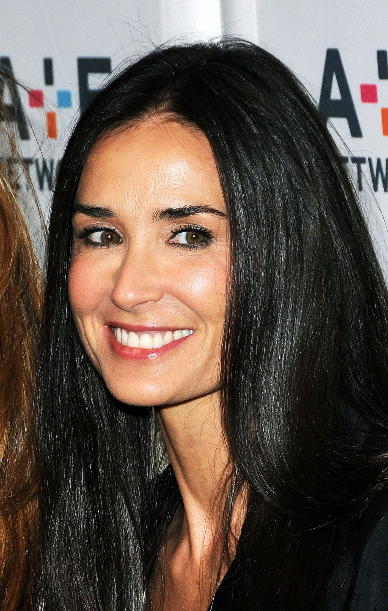 Demi Moore At Arrivals For A&E Television Networks (Aetn) 2011 Upfront Presentation Canvas Art - (16 x 20)