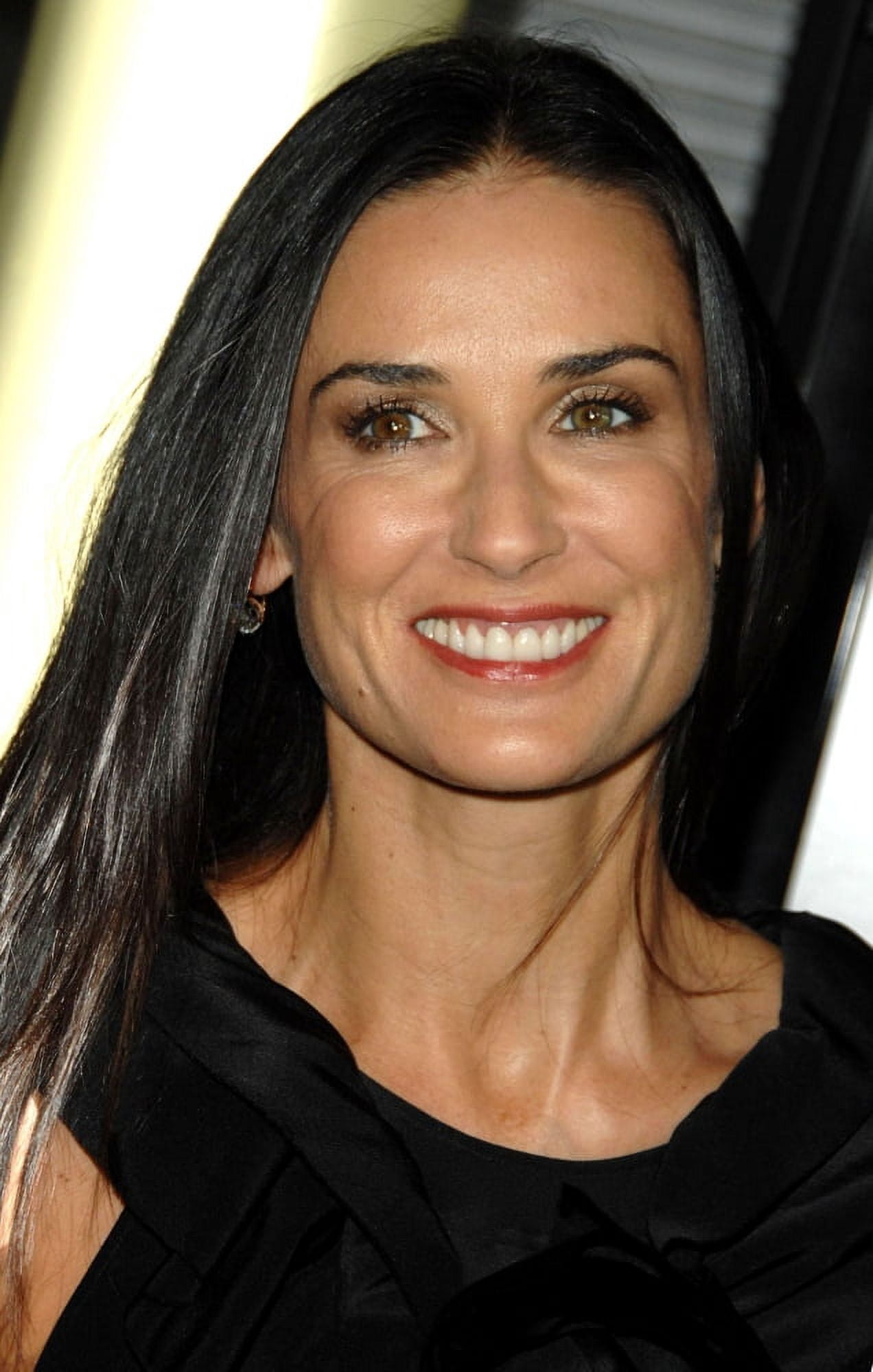 Demi Moore At Arrivals For Sorority Row Premiere Canvas Art - (16 x 20)