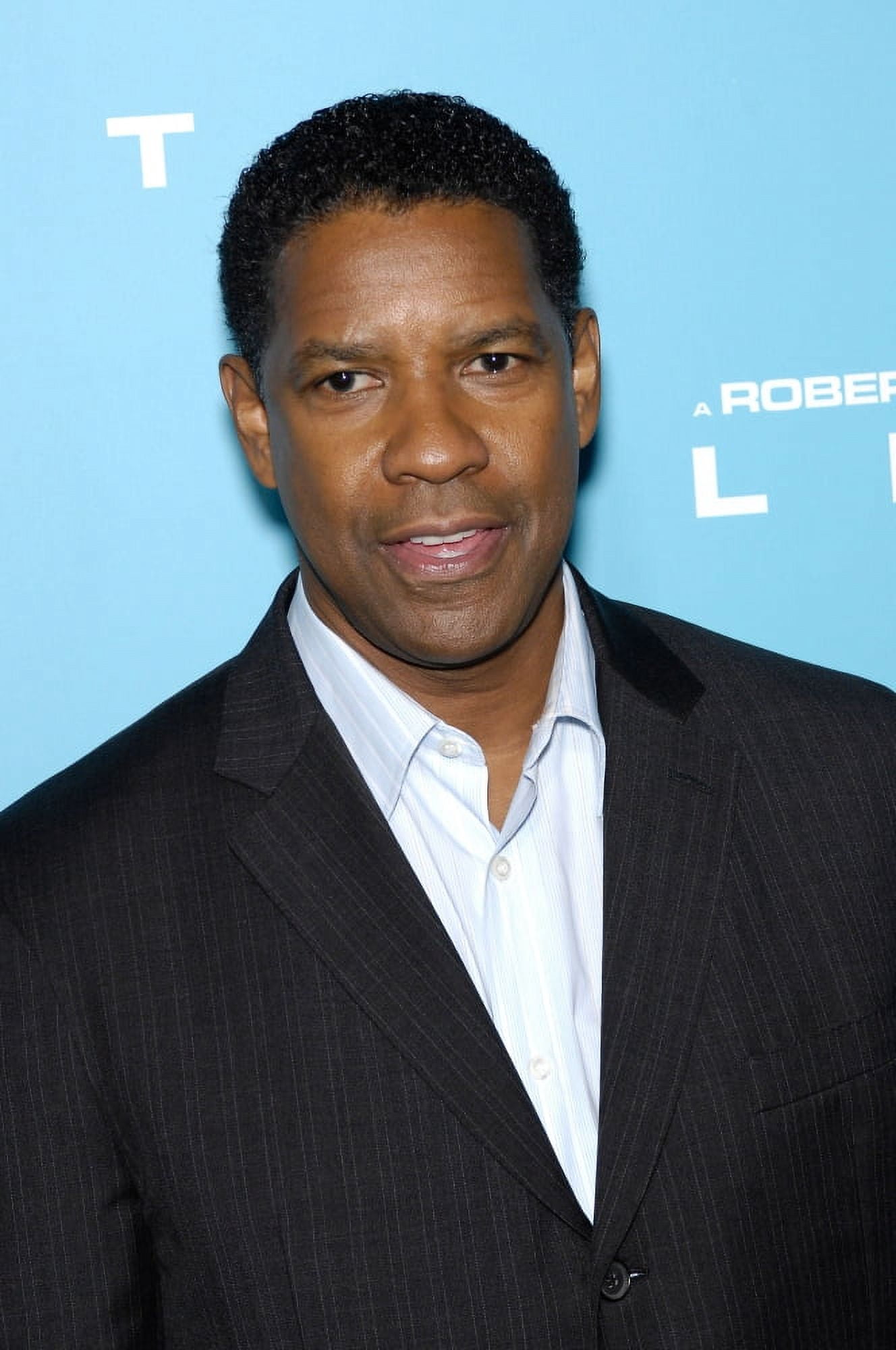 Denzel Washington At Arrivals For Flight Premiere Canvas Art - (16 x 20)