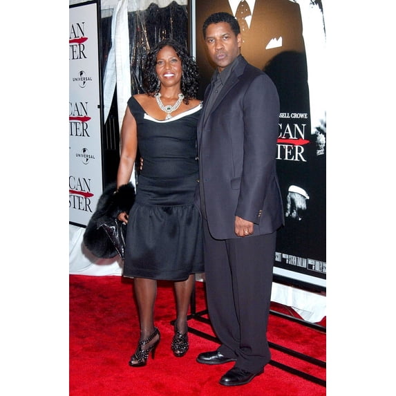 Denzel Washington Wife At Arrivals For Premiere Of American Gangster To Benefit The Boys And Girls Clubs Of America