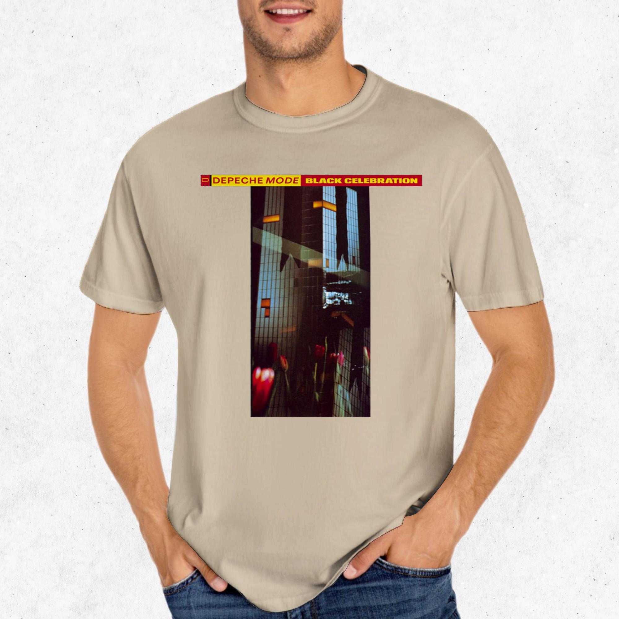 DEPECHEMODE BLACKCELEBRATION Tシャツ USED Depeche Mode Black Celebration T-Shirt | Hot Topic