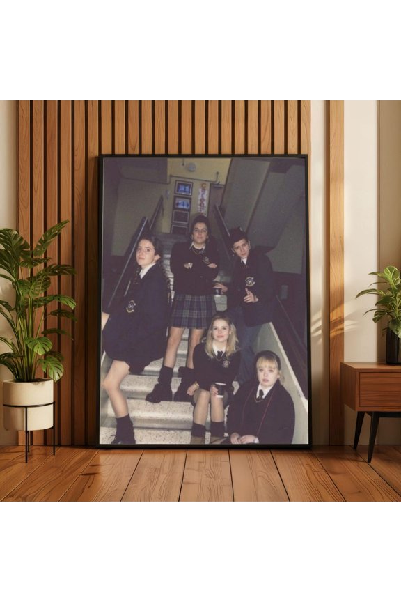 Derry Girls Poster, Ireland Series Wall Art, Unframed Paper Poster 8x10in